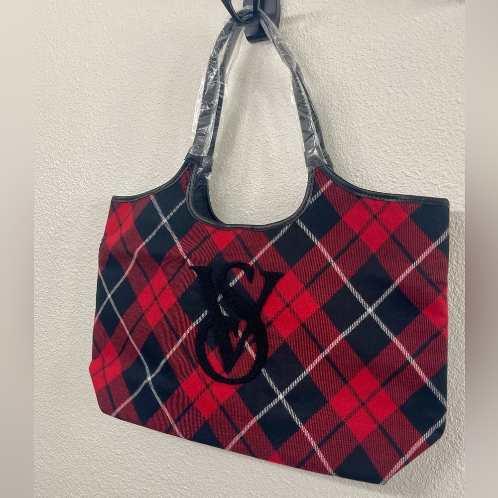 NWT Victoria’s Secret Holiday Plaid Red and Black Tote Bag